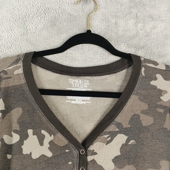 Time & Tru Women Sweater Size XXL(20-22) Camouflage Waffle Knit Henley - Picture 5 of 11